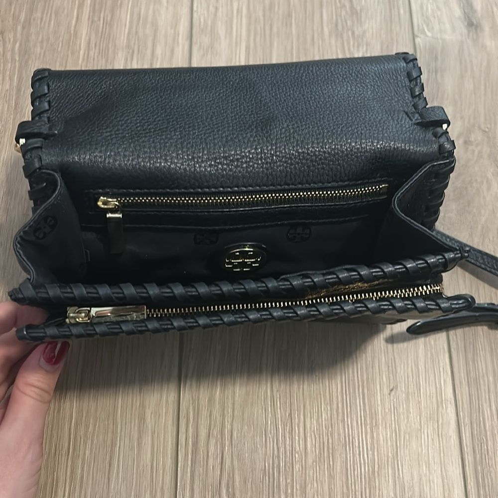 Tory Burch leather purse - Picture 5 of 5